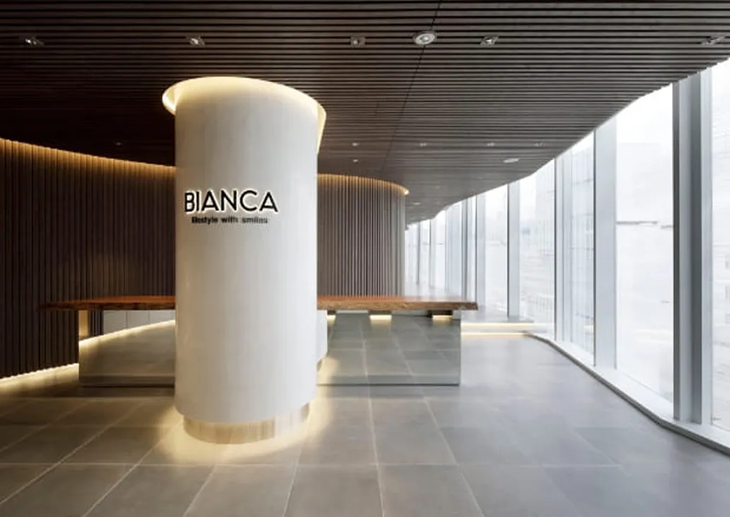 BIANCA CLINIC Ginza interior photo 1