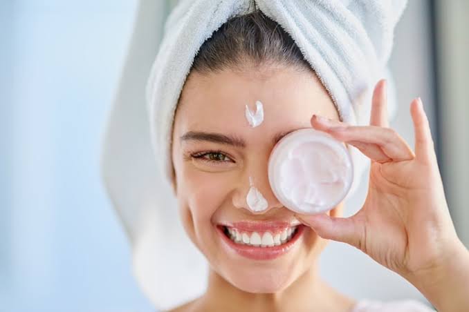 Fall skincare must-haves: Top ingredients to keep skin hydrated and glowing